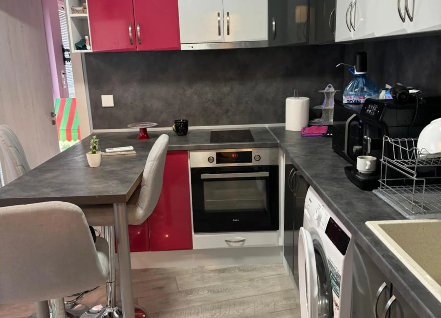 2-Bedroom With Private Parking Fast Wifi 3-Aircon 3-Smarttvs Workdesk Youtube Premium And Netflix Varna